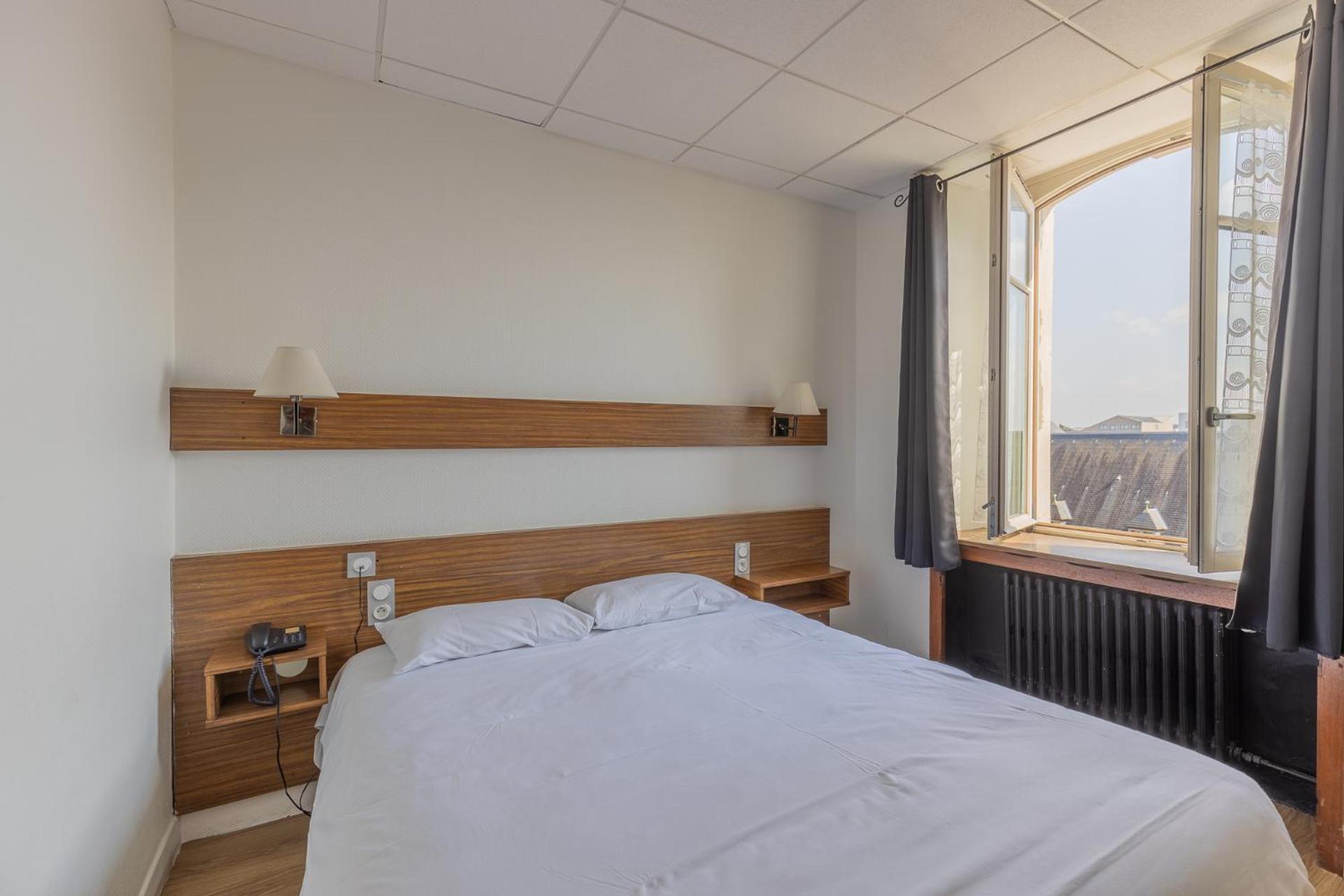 Hotel Bristol Metz Centre Gare Εξωτερικό φωτογραφία